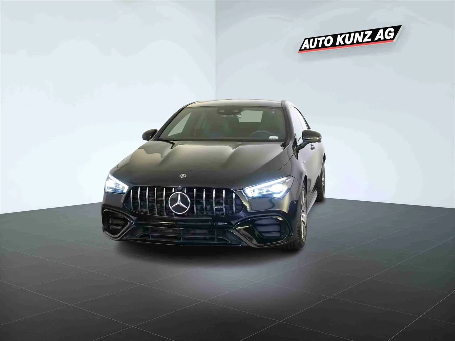 Mercedes-benz CLA 45 AMG 4Matic+ 8G-DCT  Image 3